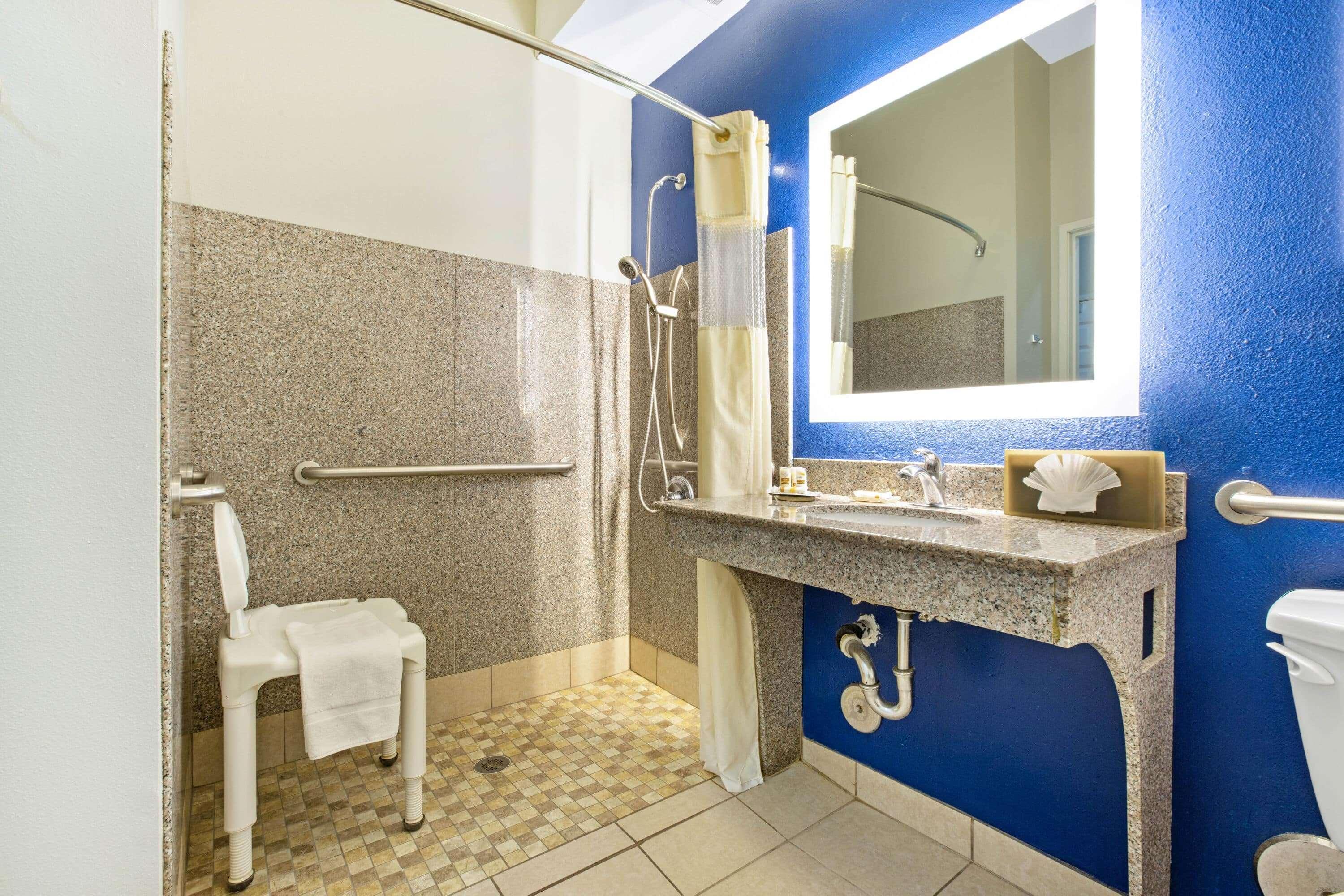 La Quinta By Wyndham Ne Long Beach/Cypress Hawaiian Gardens Ngoại thất bức ảnh