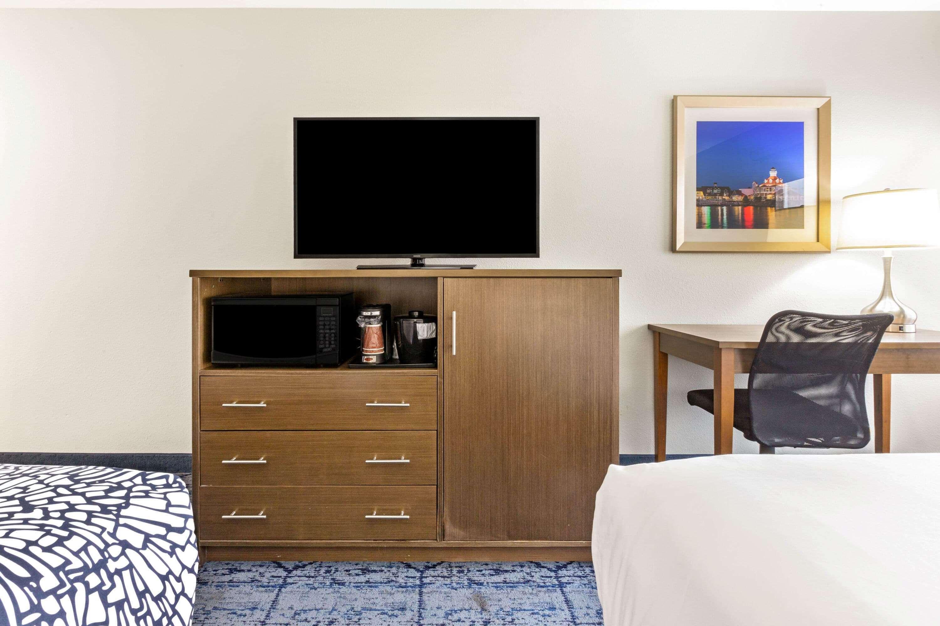 La Quinta By Wyndham Ne Long Beach/Cypress Hawaiian Gardens Ngoại thất bức ảnh