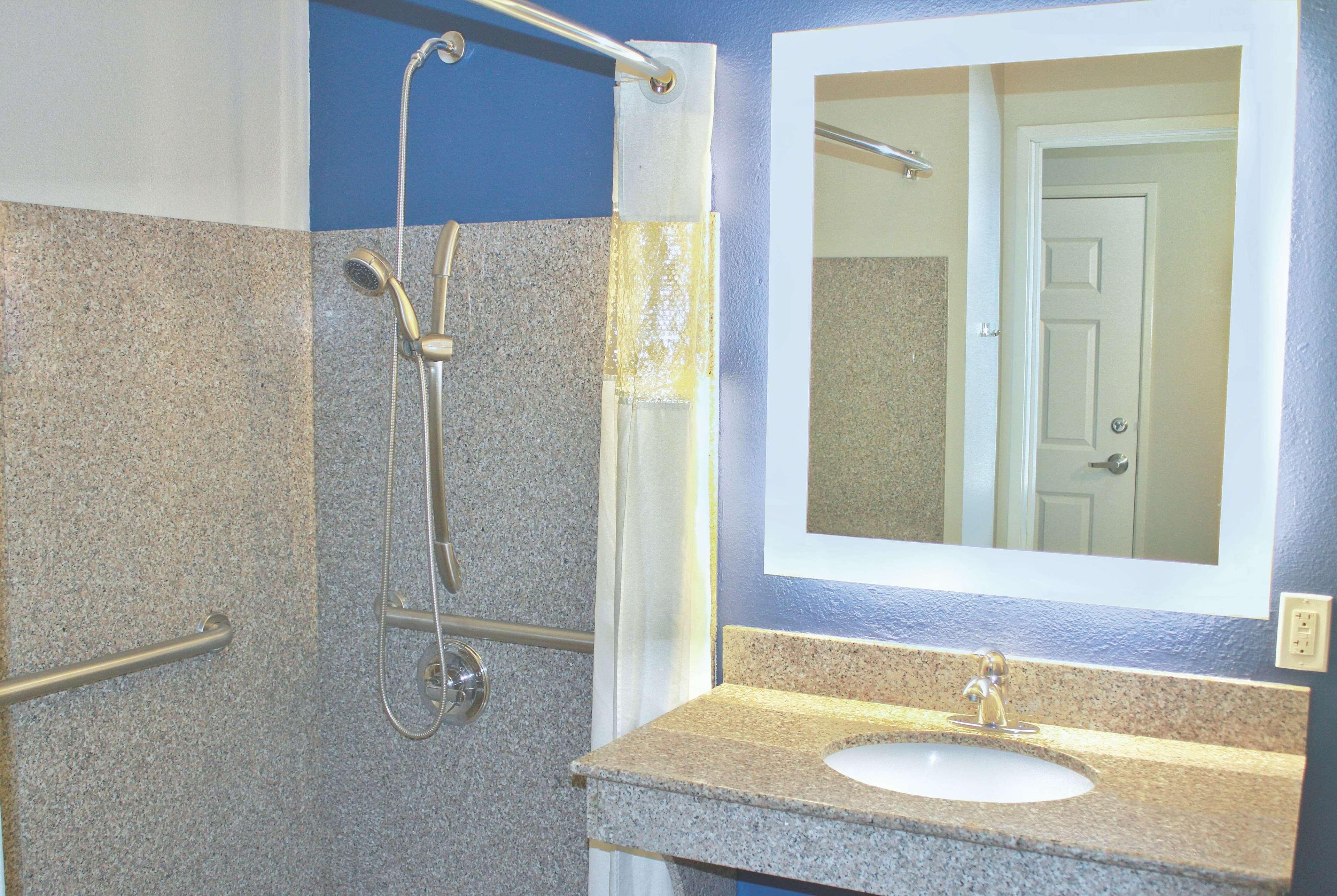 La Quinta By Wyndham Ne Long Beach/Cypress Hawaiian Gardens Ngoại thất bức ảnh