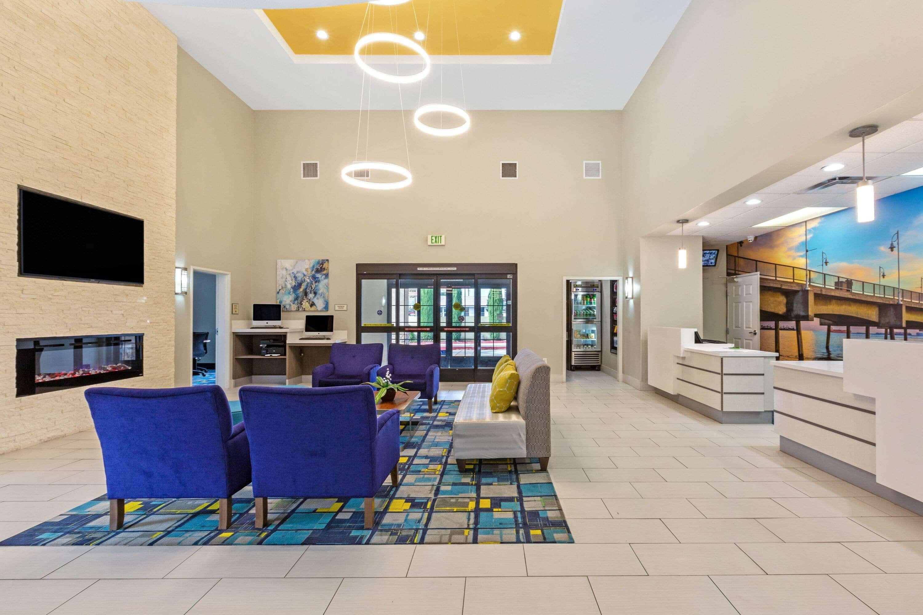 La Quinta By Wyndham Ne Long Beach/Cypress Hawaiian Gardens Ngoại thất bức ảnh