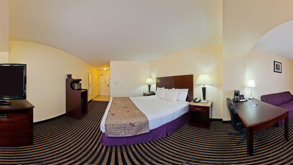 La Quinta By Wyndham Ne Long Beach/Cypress Hawaiian Gardens Ngoại thất bức ảnh